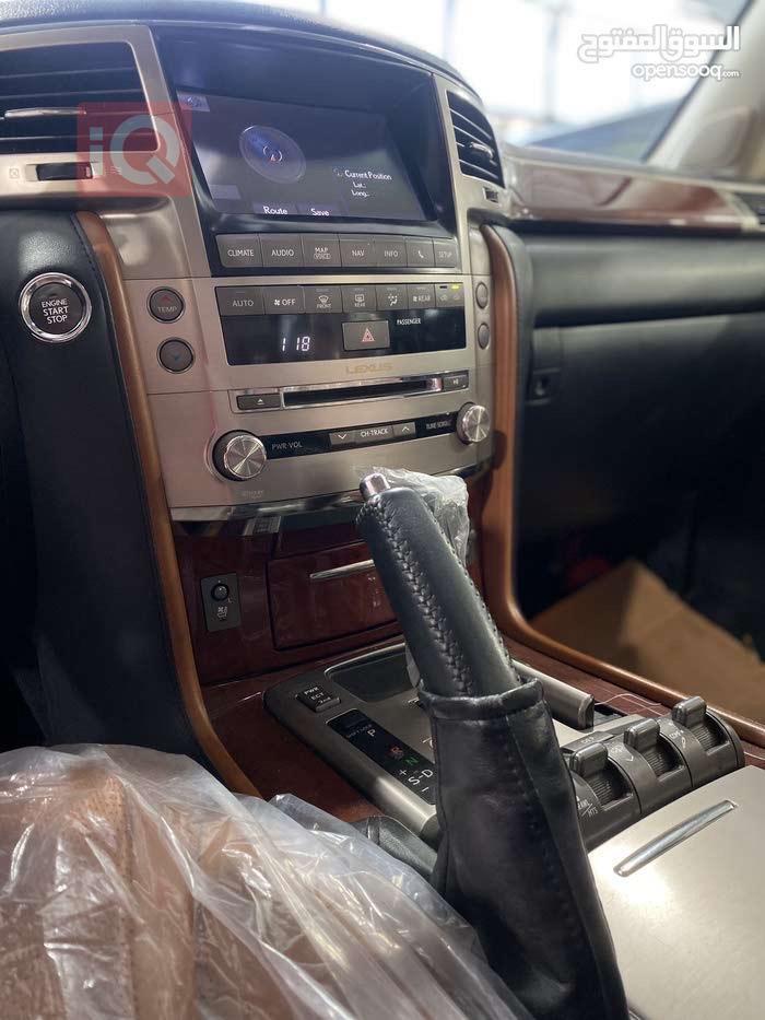 لكزس LX